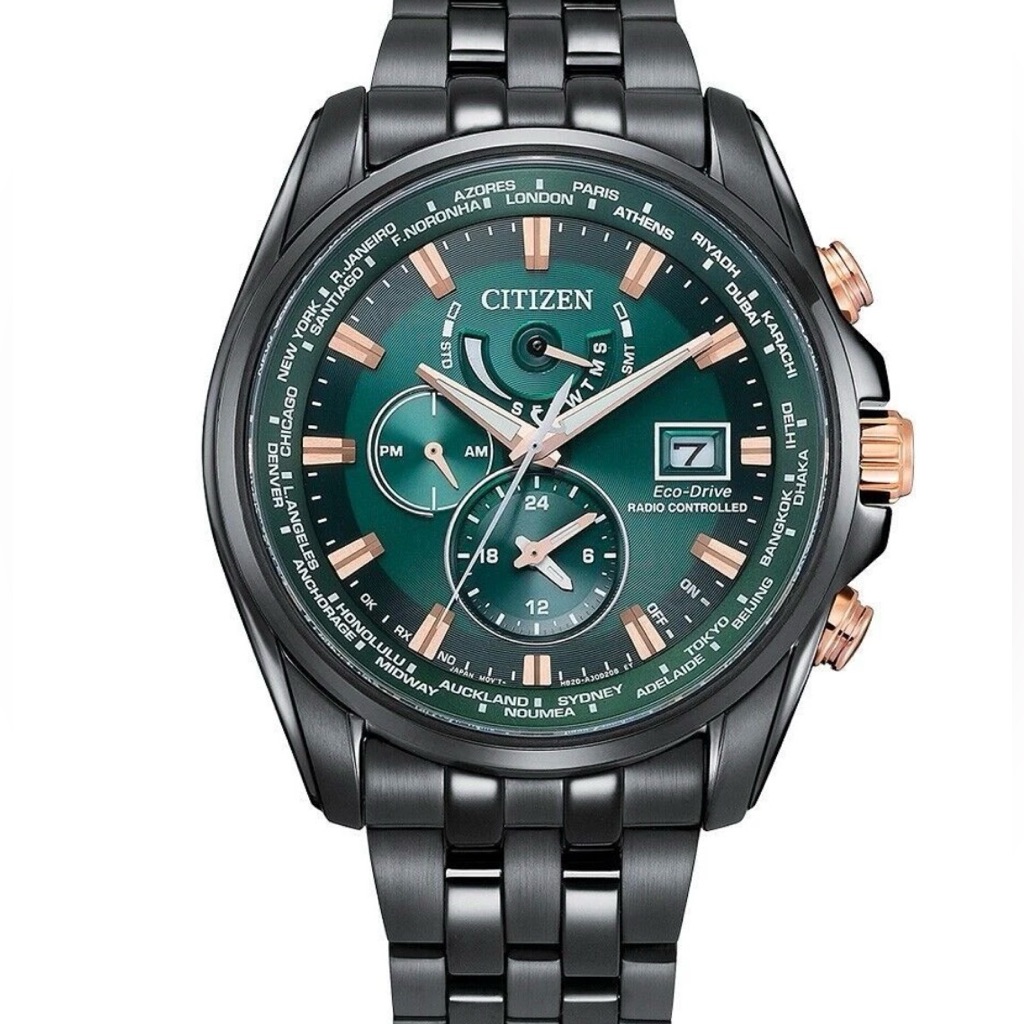 Citizen EcoDrive Radio Control Perpetual Gmt Green Dial Mens Watch